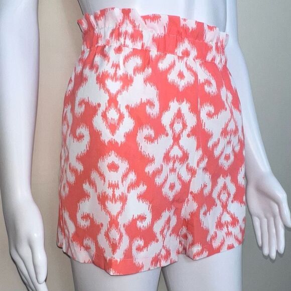 Mud Pie Silky Shorts in Peach / White - Picture 4 of 10